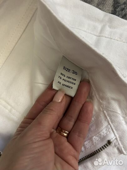 Джинсы белые