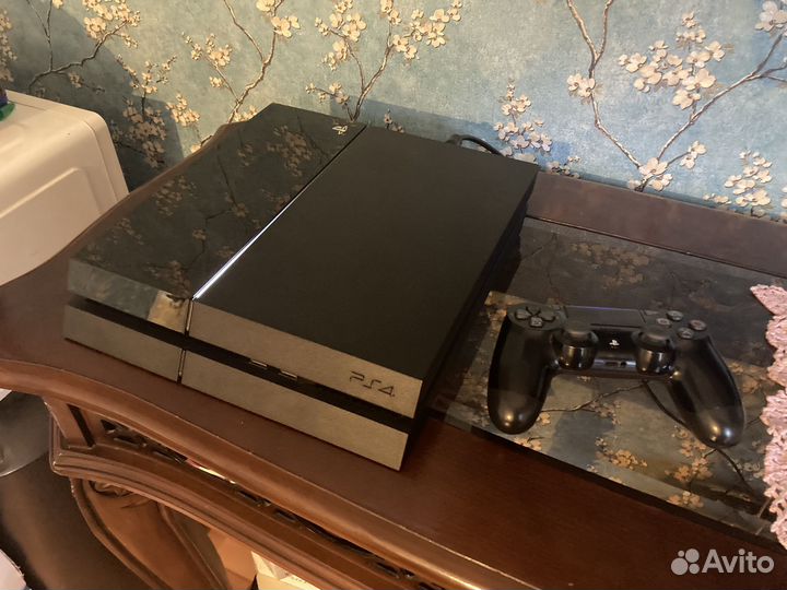 Sony playstation 4 PS4 FAT В отличном состоянии