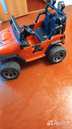 Детский электромобиль jeep