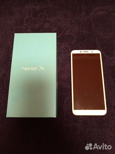 Телефон honor 7а