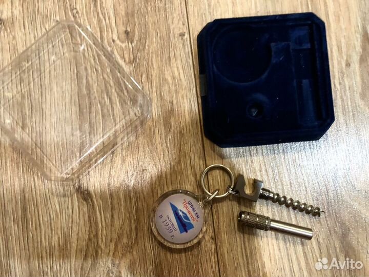 Штопор и открывалка из титана