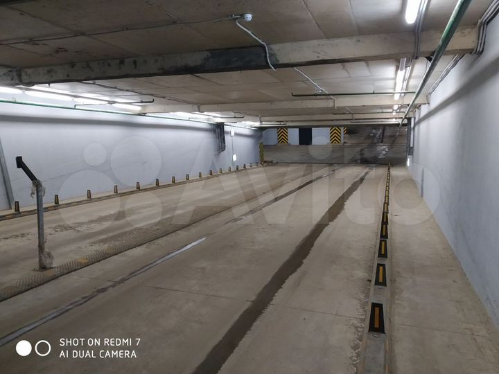 Машиноместо, 16 м²