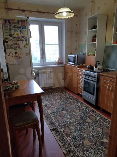 3-к. квартира, 60 м², 4/10 эт.