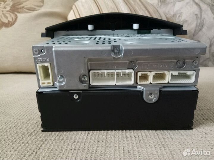 Автомагнитола Тойота Рав4