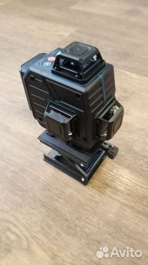 Лазерный уровень 4D