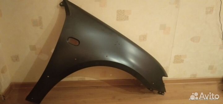 Крыло переднее правое на Паджеро спорт 2