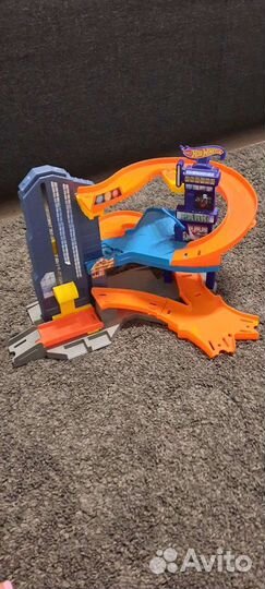 Hot wheels трек