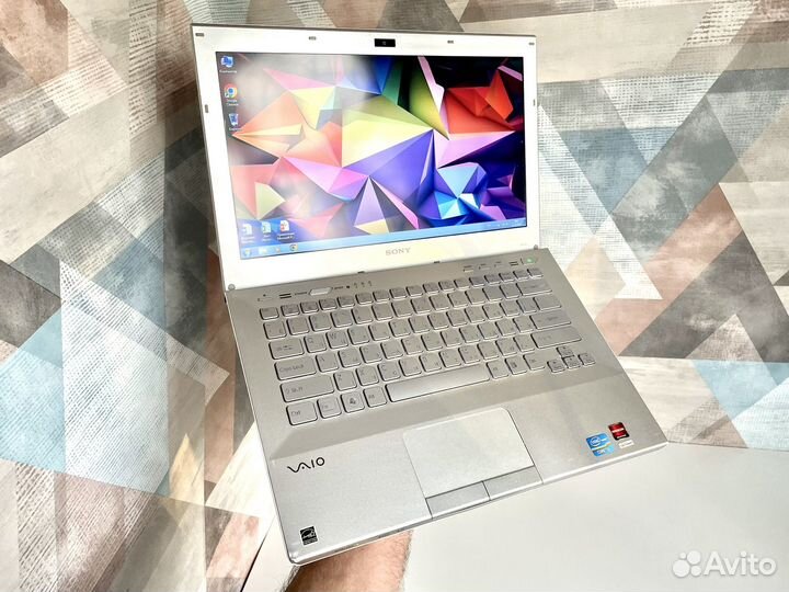 Ноутбук Sony Vaio/Core i3/8Гб озу