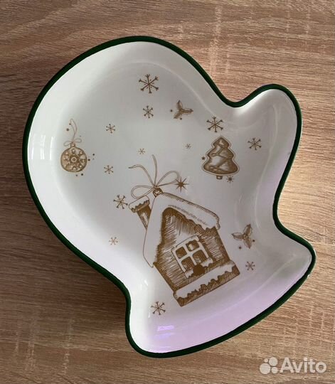 Блюдо в форме варежки 20х17