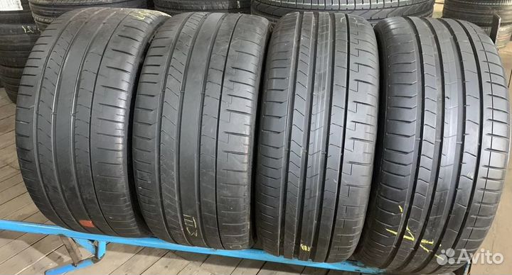 Pirelli P Zero PZ4 245/40 R19