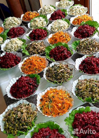 Повара официанты посудамощицы