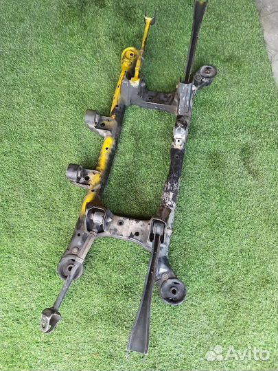 Задний подрамник Киа Спортейдж