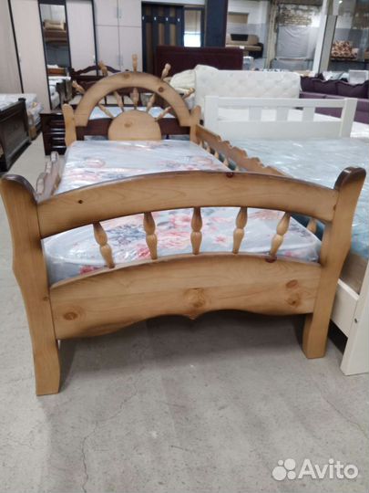 Детская кровать из массива сосны