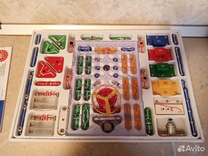 Электронный конструктор знаток 320 схем