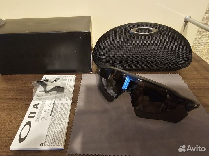 Солнцезащитные очки Oakley Radar EV Path