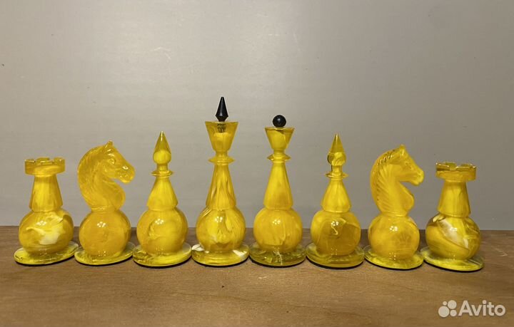 Шахматы СССР Янтарные (амброид), 1970е