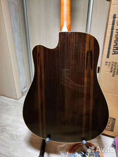 Гитара Yamaha FGX830C + комплект