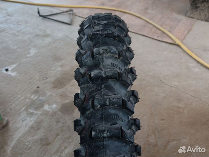 Покрышка на кросс