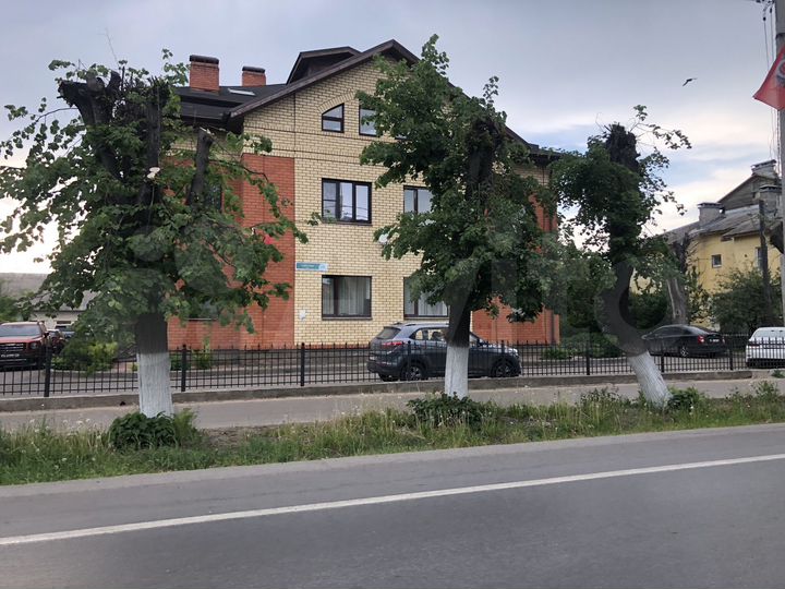 2-к. квартира, 75,1 м², 1/3 эт.