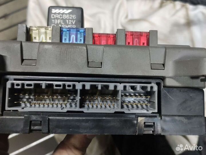 Блок предохранителей land rover Freelander