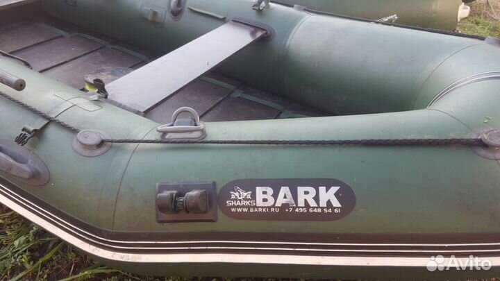 Лодка Bark BT 330