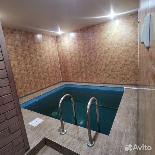 Баня сауна с бассейном