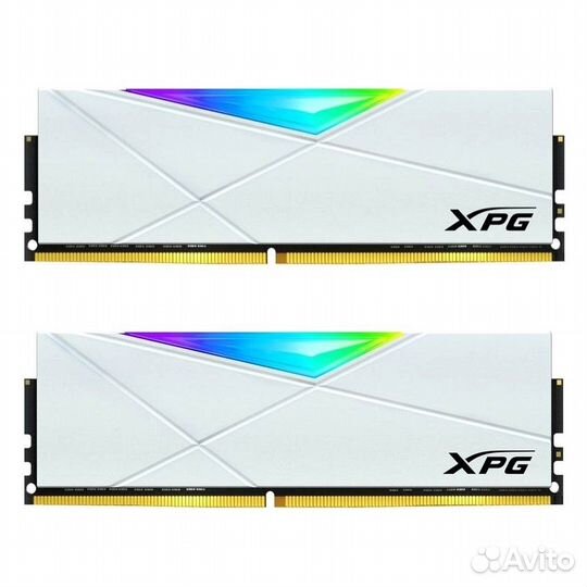 Adata XPG (AX4U32008G16A-DW50)