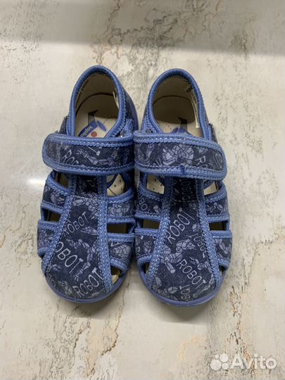 Сандали детские 22 размер