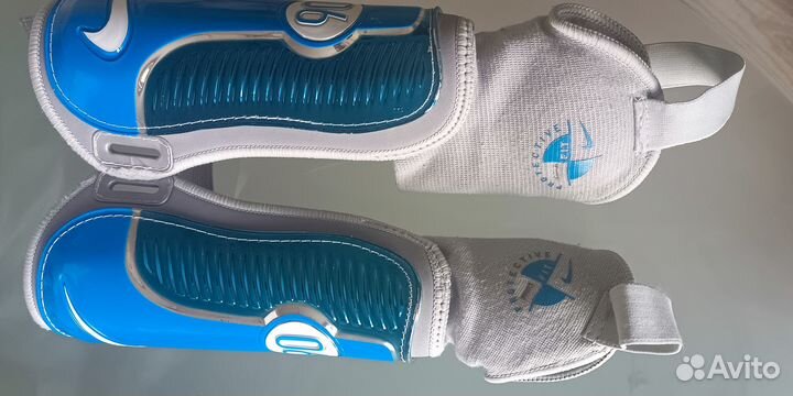 Щитки футбольные nike