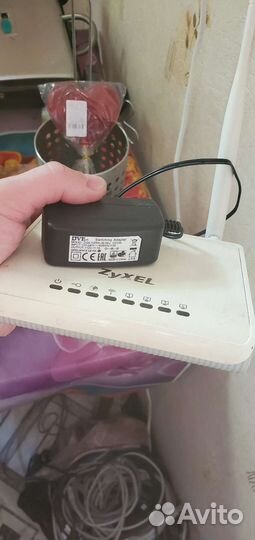 Zyxel keenetic lite 54 Mb/s (802.1 b/g)