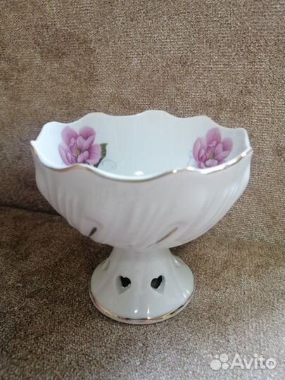 Вазочка для мороженого с ложкой