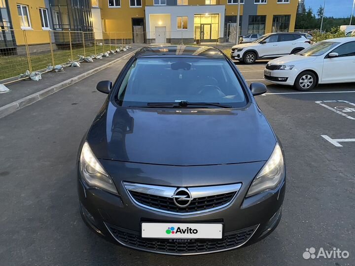 Opel Astra 1.4 AT, 2011, 176 000 км