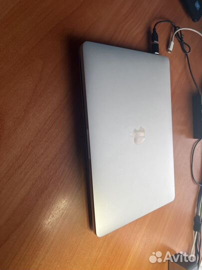 Macbook pro 13-inch 2017