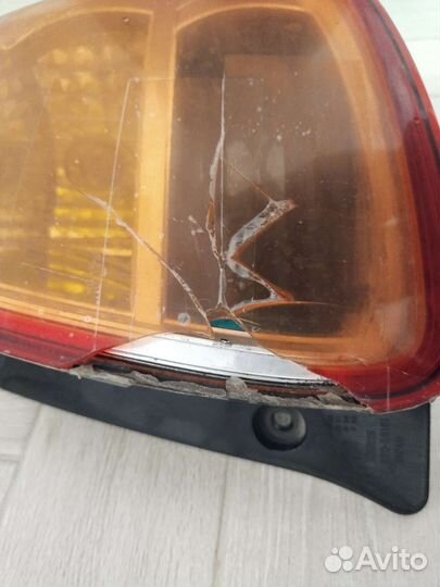 Задний правый фонарь suzuki sx4