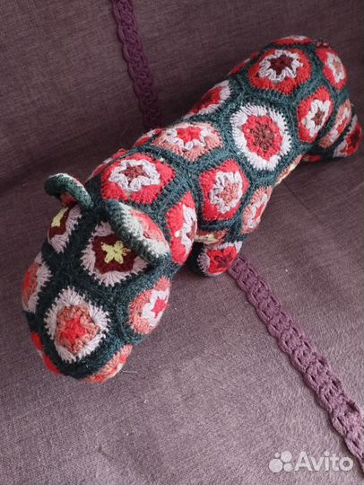 Вязаный бегемот