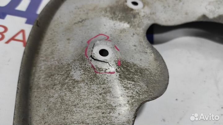 Пыльник тормозного диска задний левый Audi A6 8K0615611A. Дефект