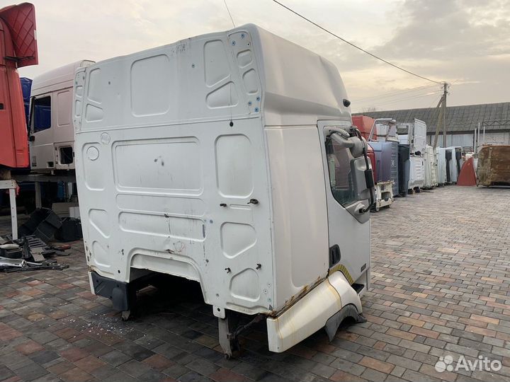 Кабина Renault Premium