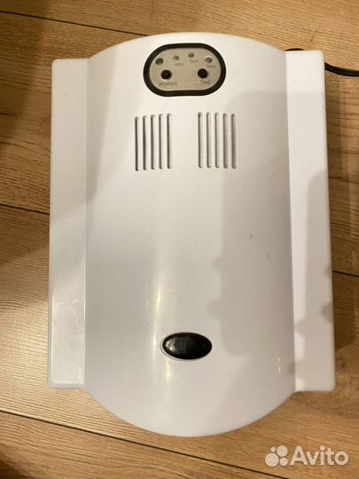 Уф лампа для ногтей