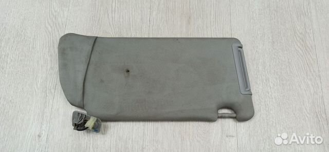 Козырек солнцезащитный Nissan pathfinder R51 Лев