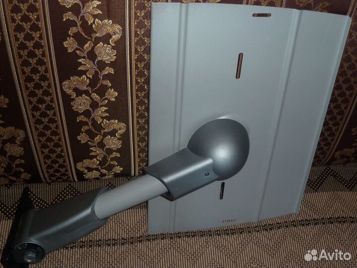 Кронштейн на стену - подставка под TV