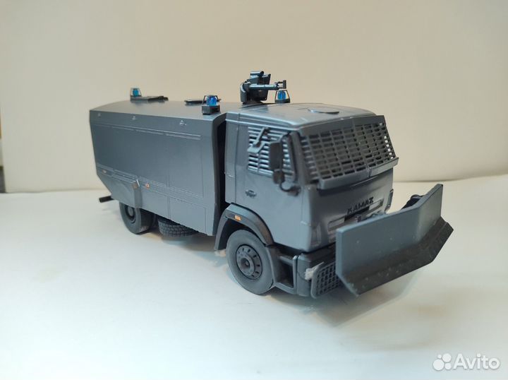 Сборная модель Камаз Водомет 