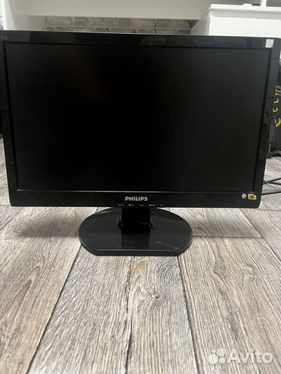 Монитор Philips 192E1