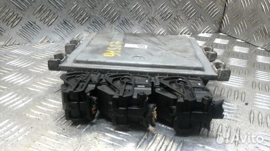 Блок управления двс mercedes benz A-class W176 (91