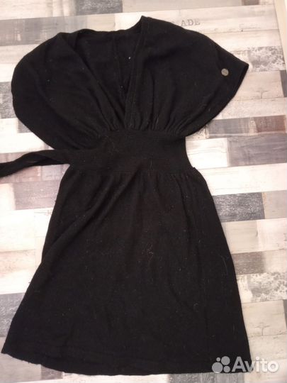 Платье вязаное