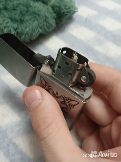 Зажигалка бензиновая zippo оригинальная