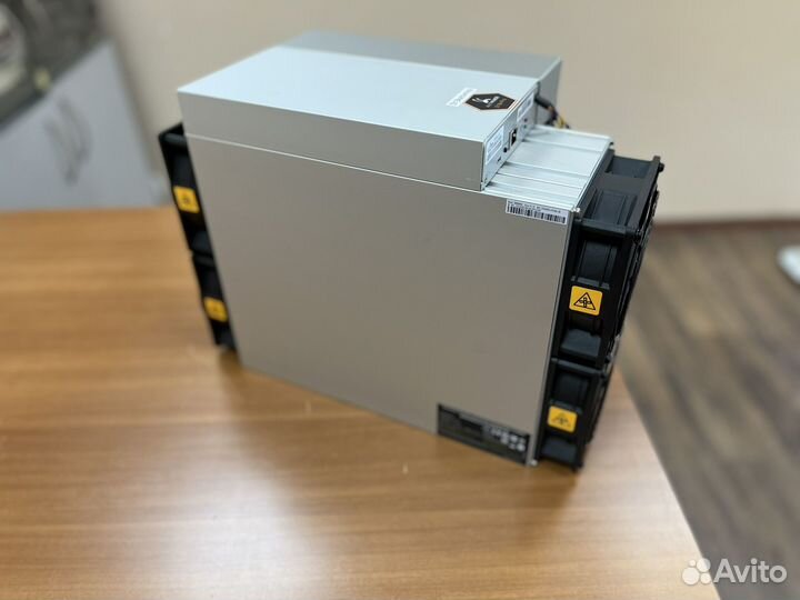 Antminer S19k Pro 188Th - аналог T21