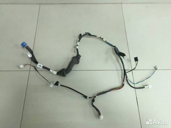 Проводка двери Toyota Corolla E150 2006-2013