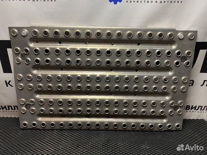 Опорная площадка для ног Volvo FH4 22570310