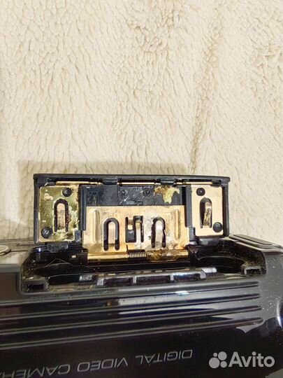 Видеокамера Sony Slim 16.0 megapixel