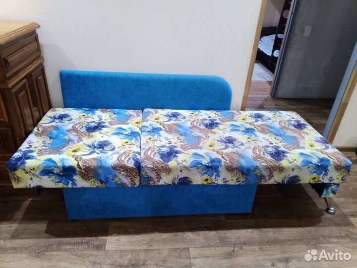 Детский диванчик